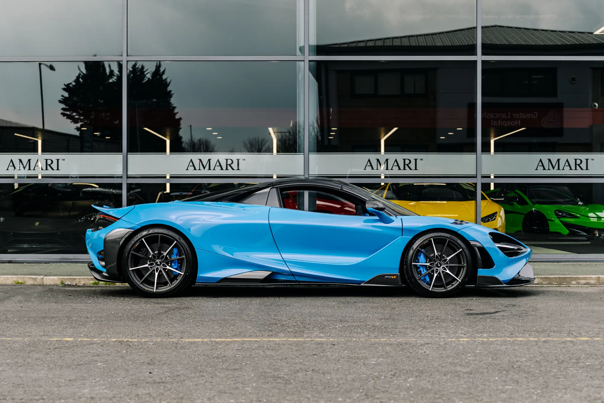 2022 McLaren 765LT, 2/20