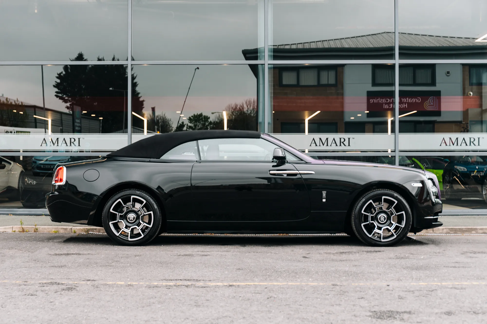 2022 Rolls-Royce Dawn Black Badge, 2/20