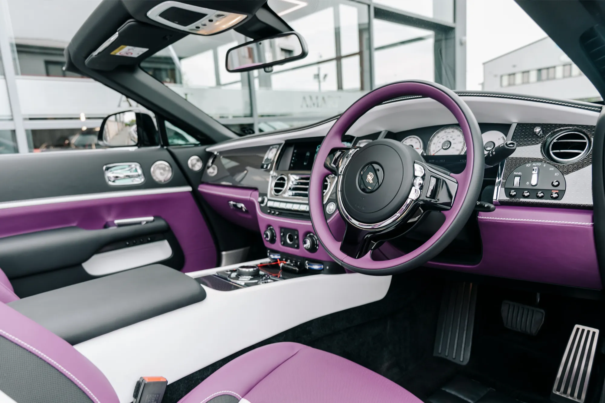 2022 Rolls-Royce Dawn Black Badge, 12/20