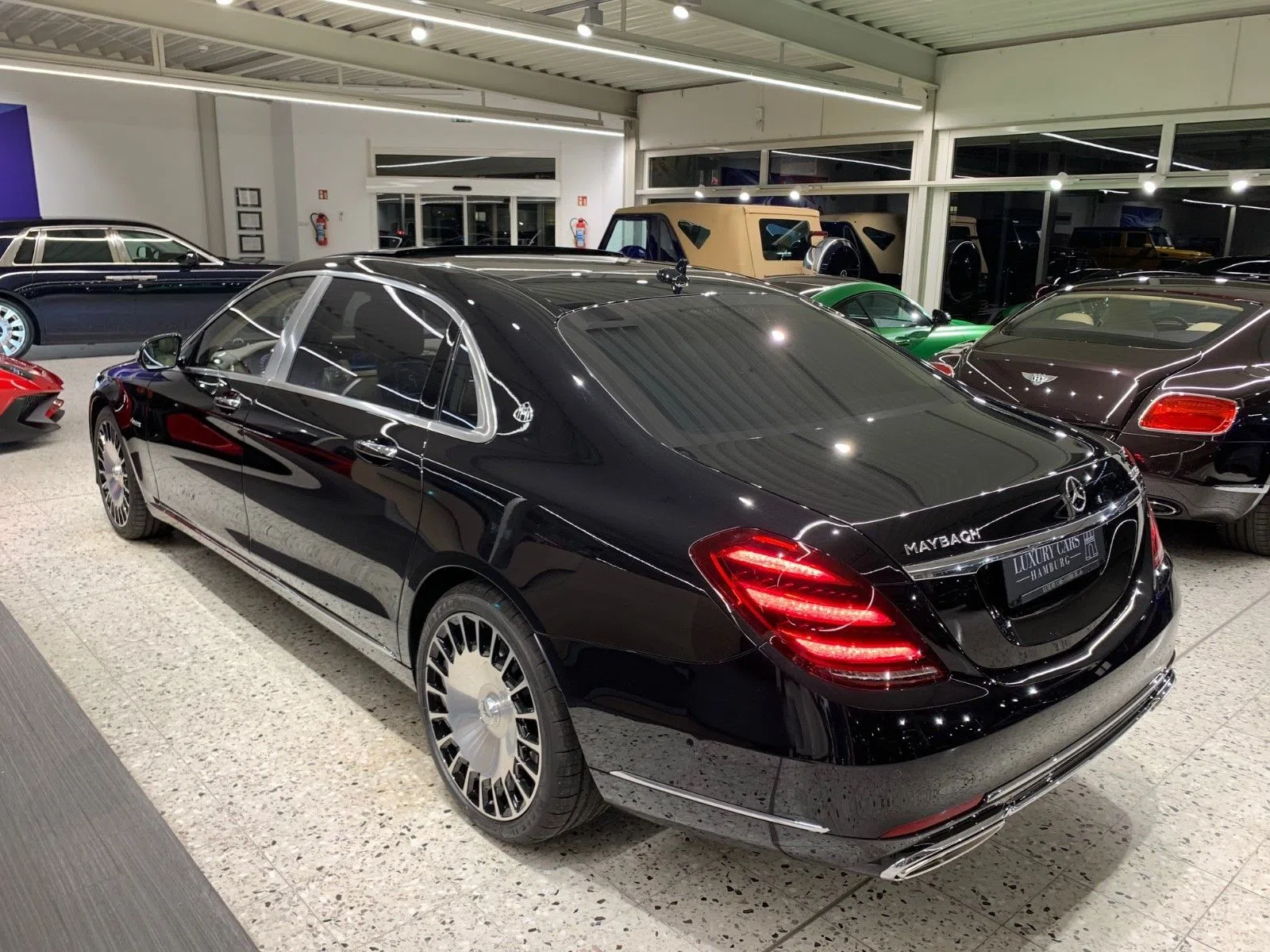 2019 Mercedes-Maybach S 560 4Matic for sale, exterior, Black