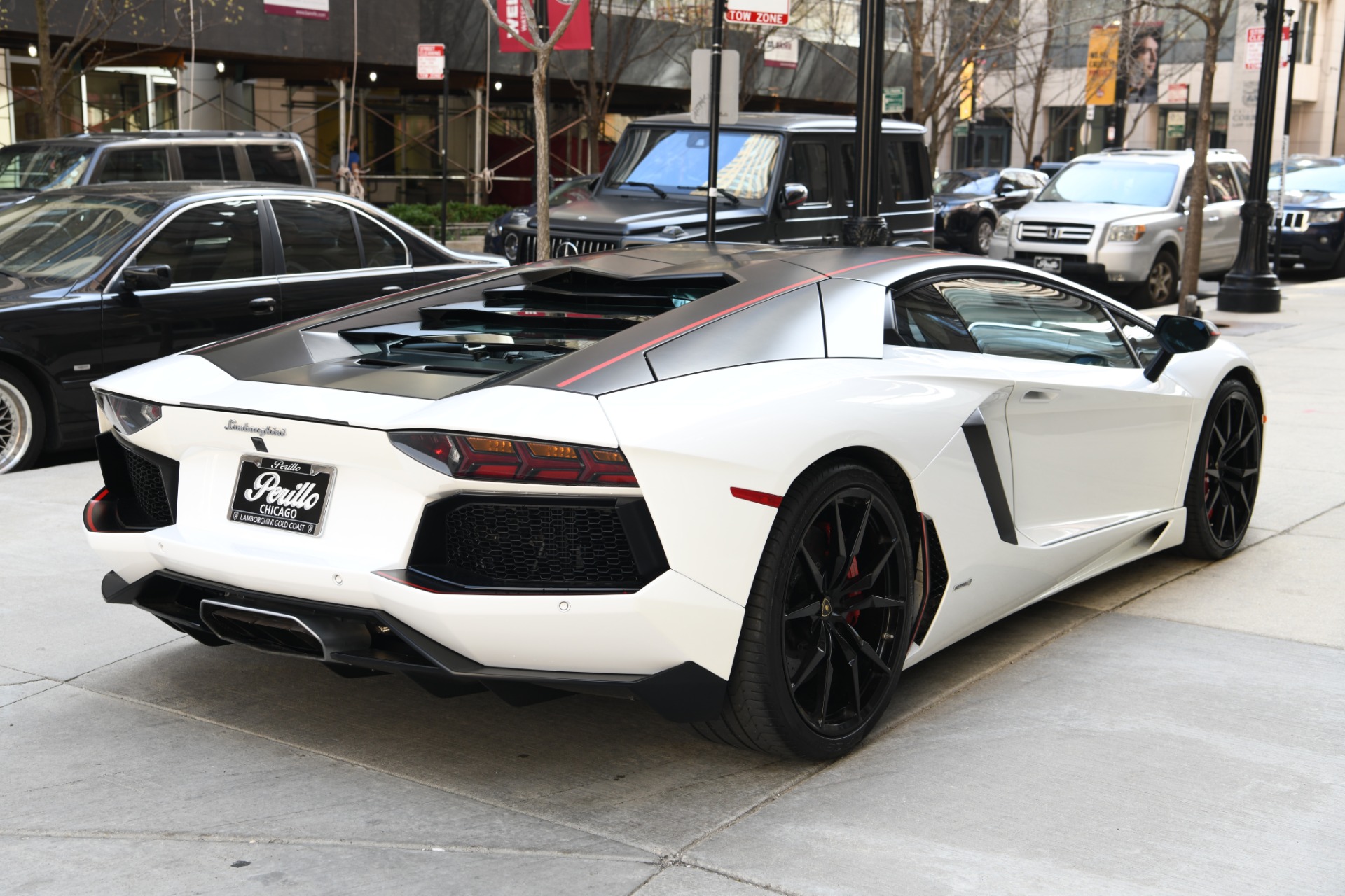 2016 LAMBORGHINI AVENTADOR LP 700-4 COUPE, 13/19