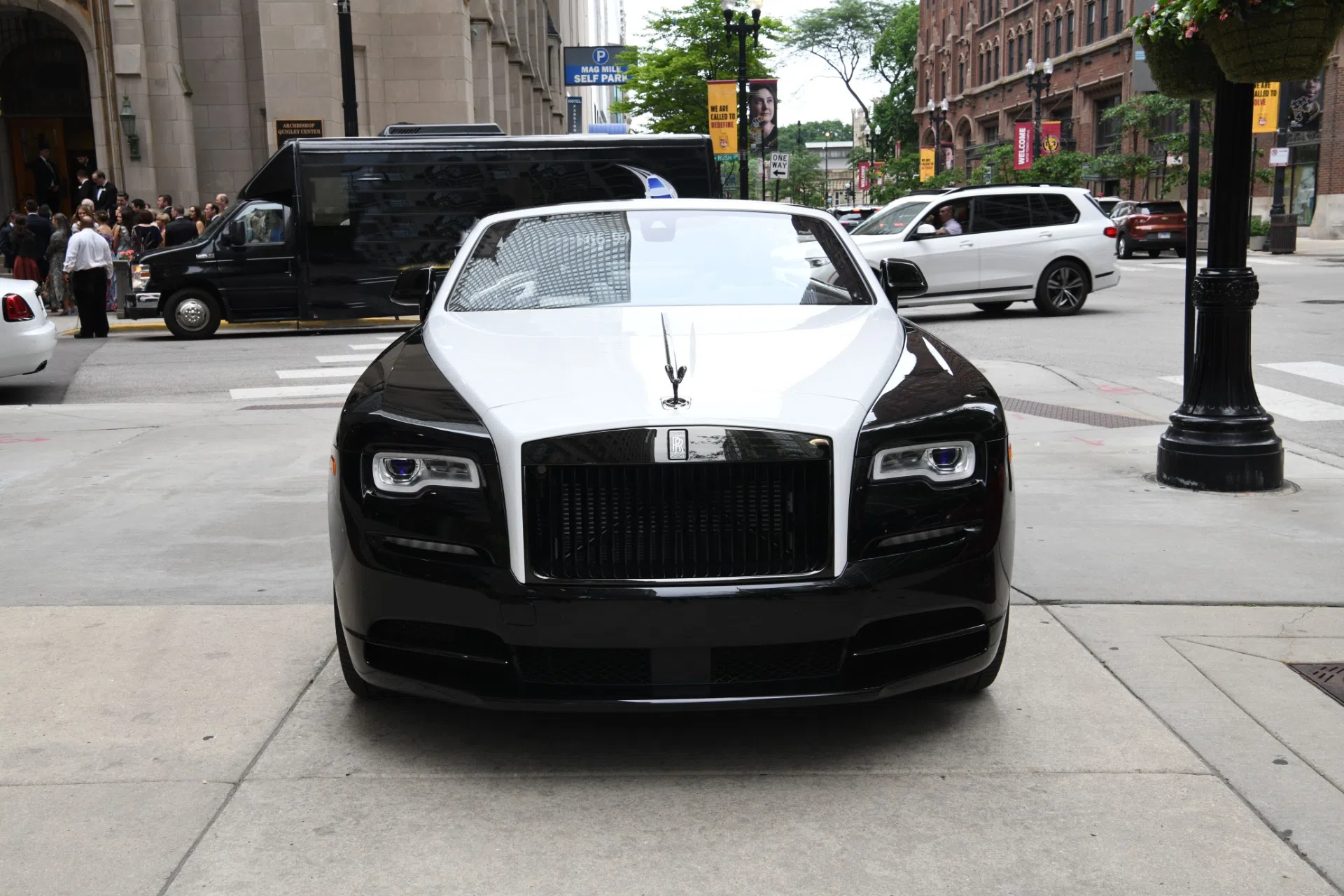 2020 ROLLS-ROYCE BLACK BADGE DAWN