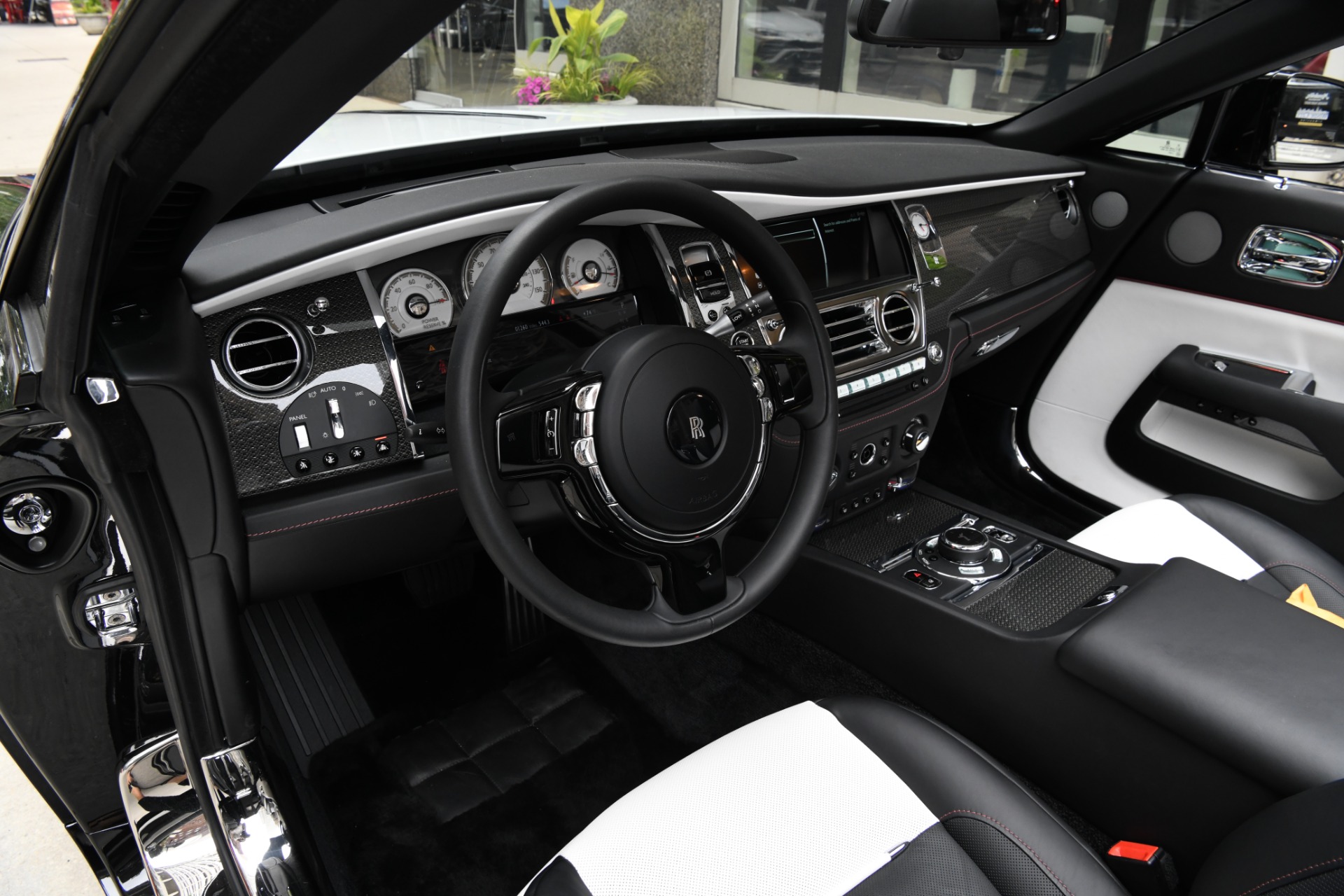 2020 ROLLS-ROYCE BLACK BADGE DAWN, 8/20