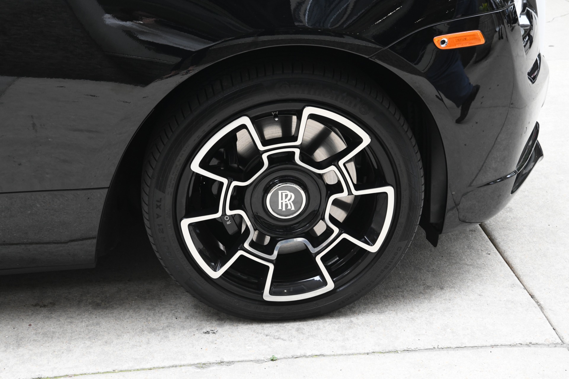 2020 ROLLS-ROYCE BLACK BADGE DAWN, 18/20