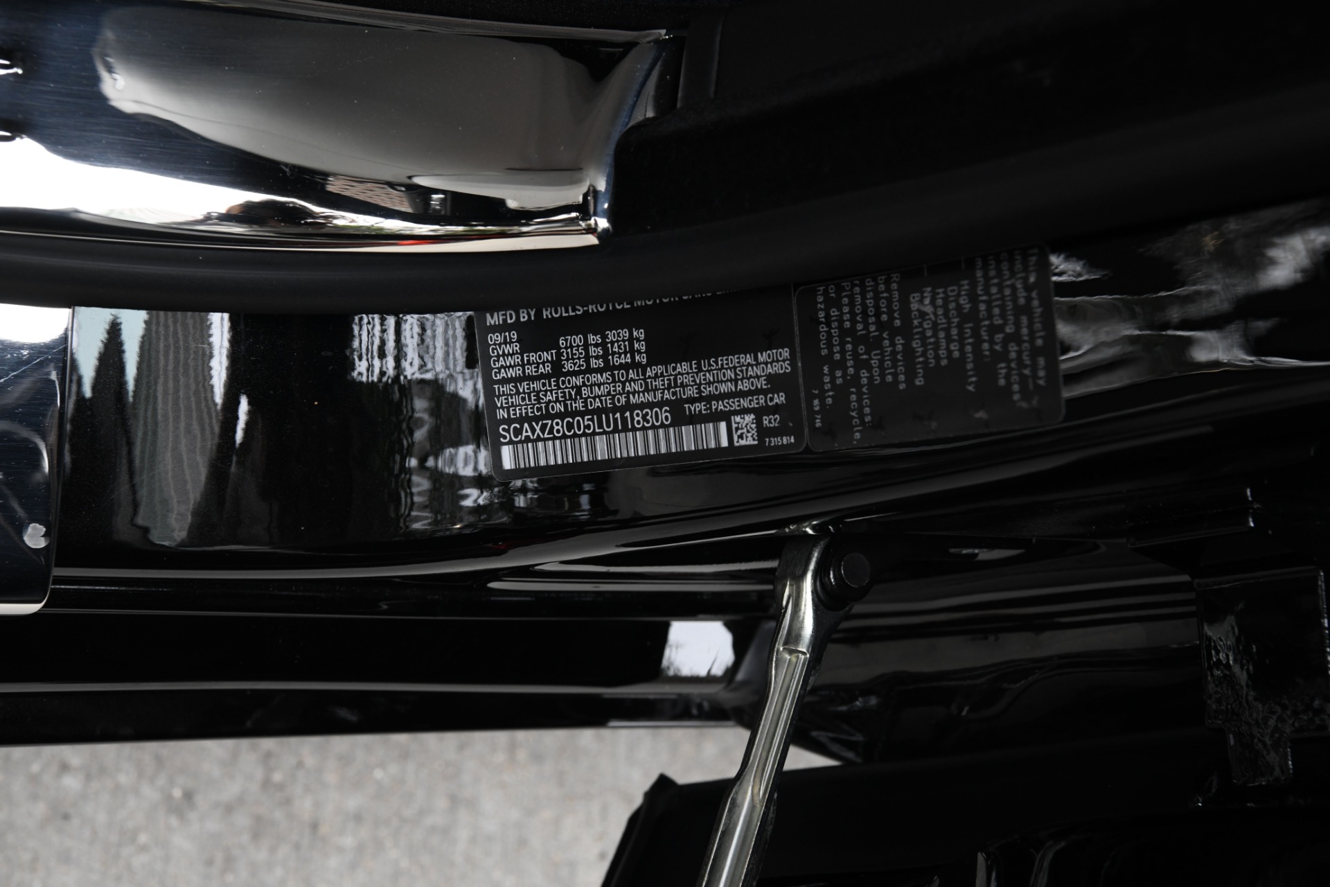 2020 ROLLS-ROYCE BLACK BADGE DAWN, 19/20