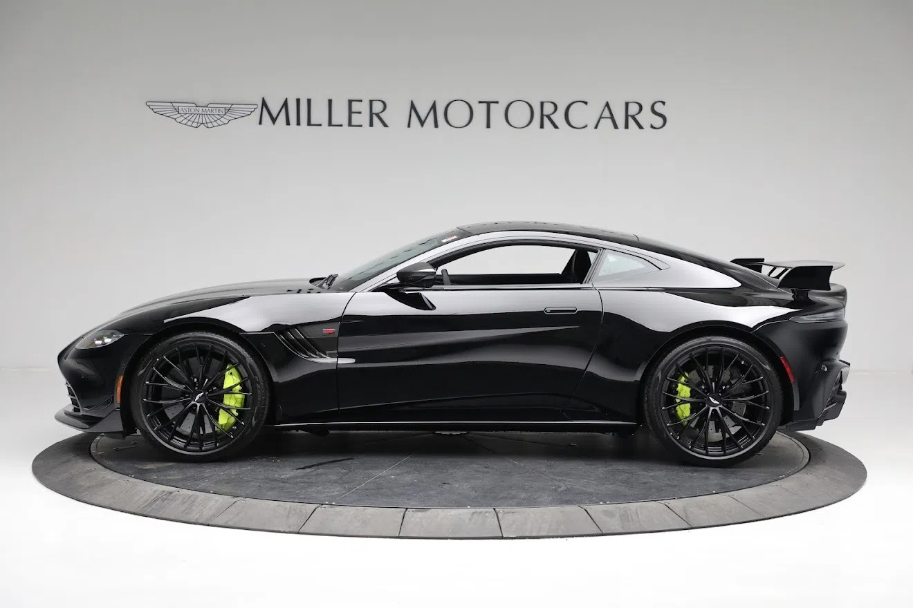 2022 Aston Martin Vantage F1 Edition, side profile, Jet Black