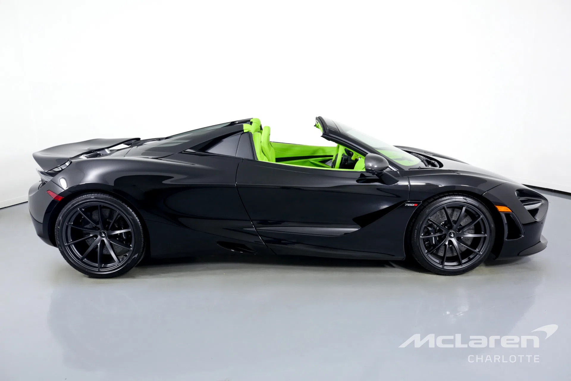 2022 McLaren 720S Spider Performance for sale, exterior, Onyx Black