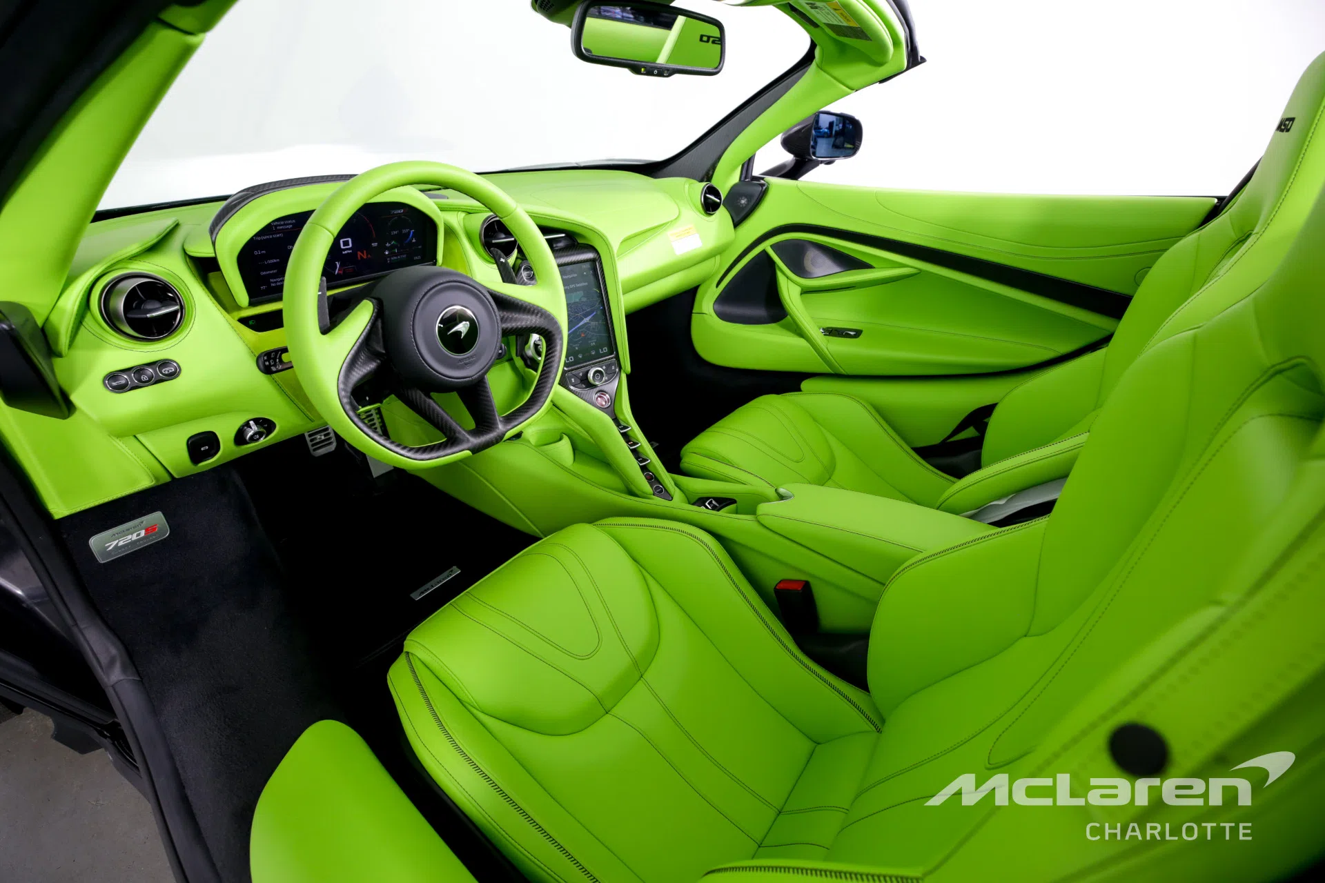 2022 McLaren 720S Spider Performance interior, GREEN (MSO Bespoke Interior)