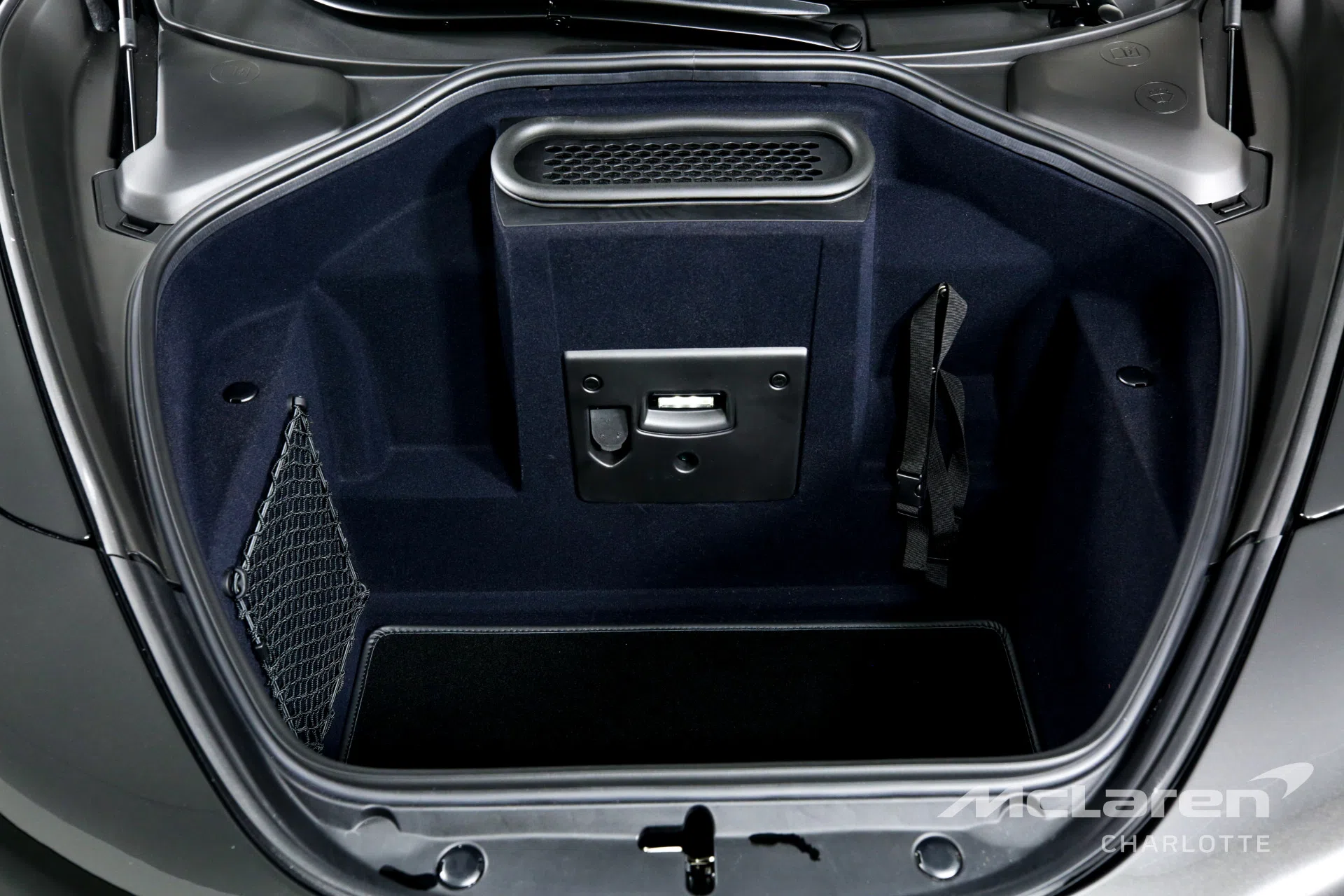 2022 McLaren 720S Spider Performance trunk