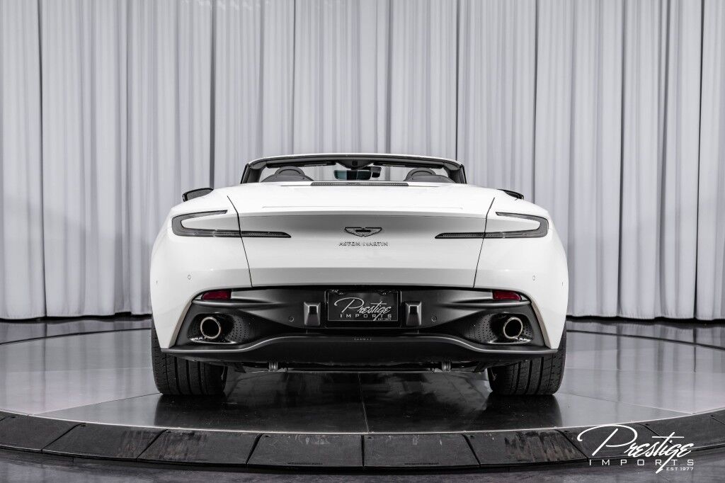 2020 Aston Martin DB11, 13/20