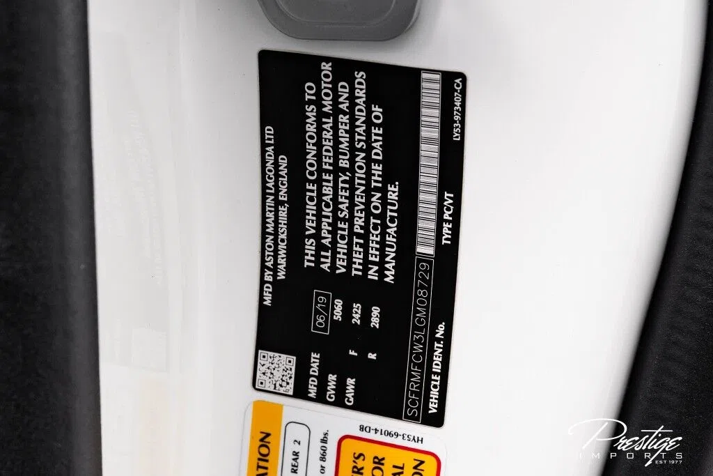 2020 Aston Martin DB11, documents and keys