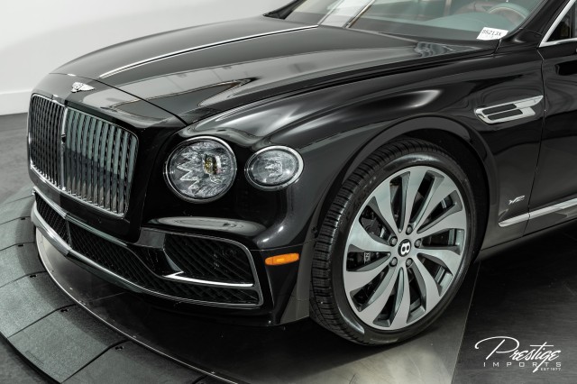 2022 Bentley Flying Spur, 6/16