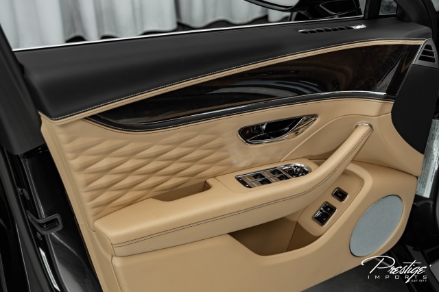 2022 Bentley Flying Spur, 14/16