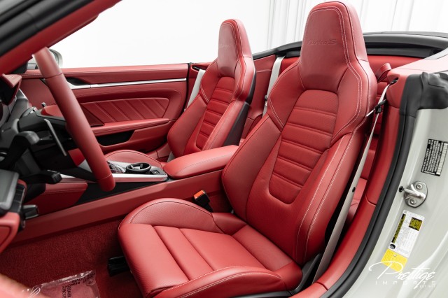 2022 Porsche 911 Convertible Turbo S, 20/20