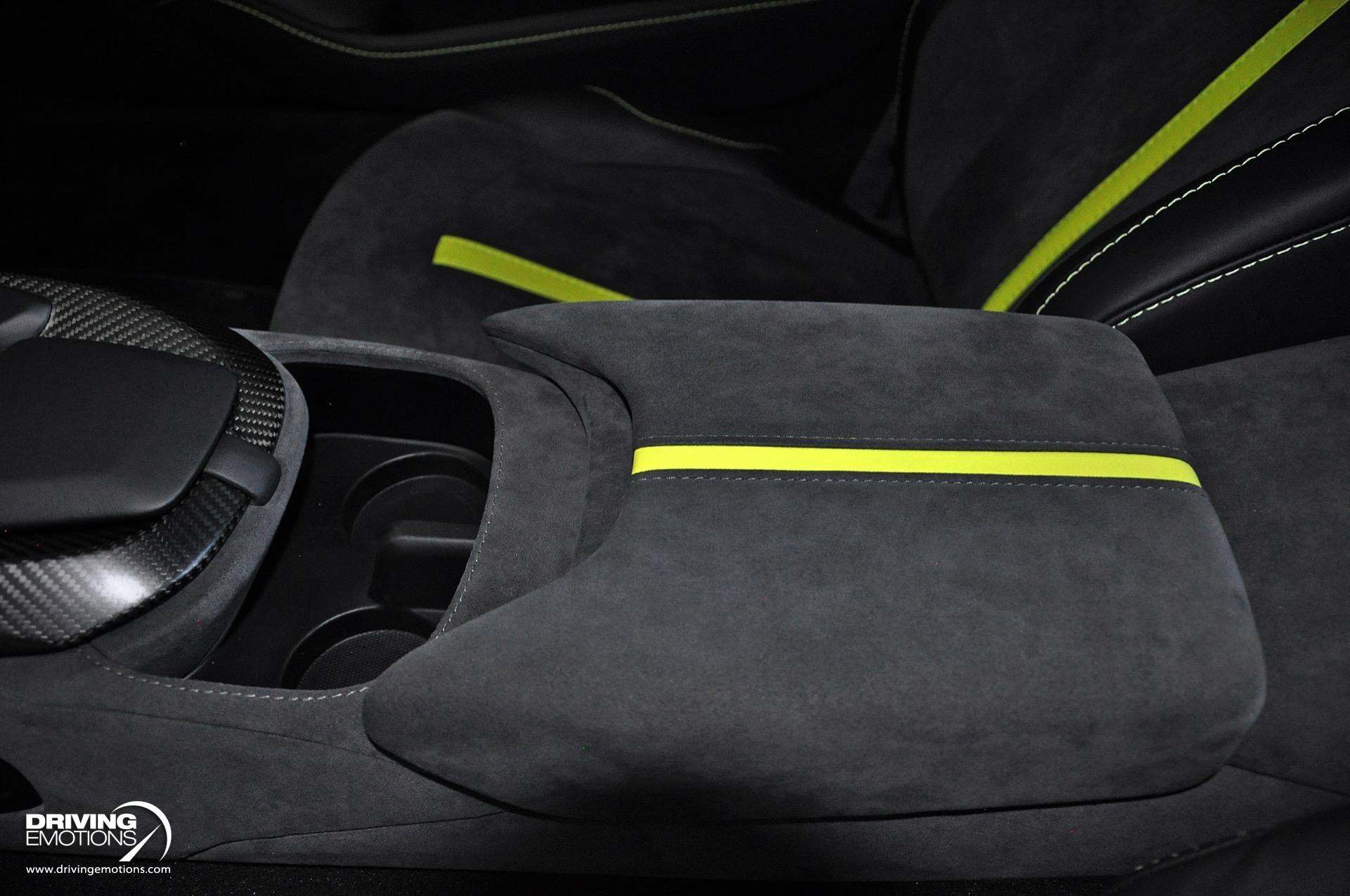 2022 ASTON MARTIN VANTAGE F1 EDITION, 17/20