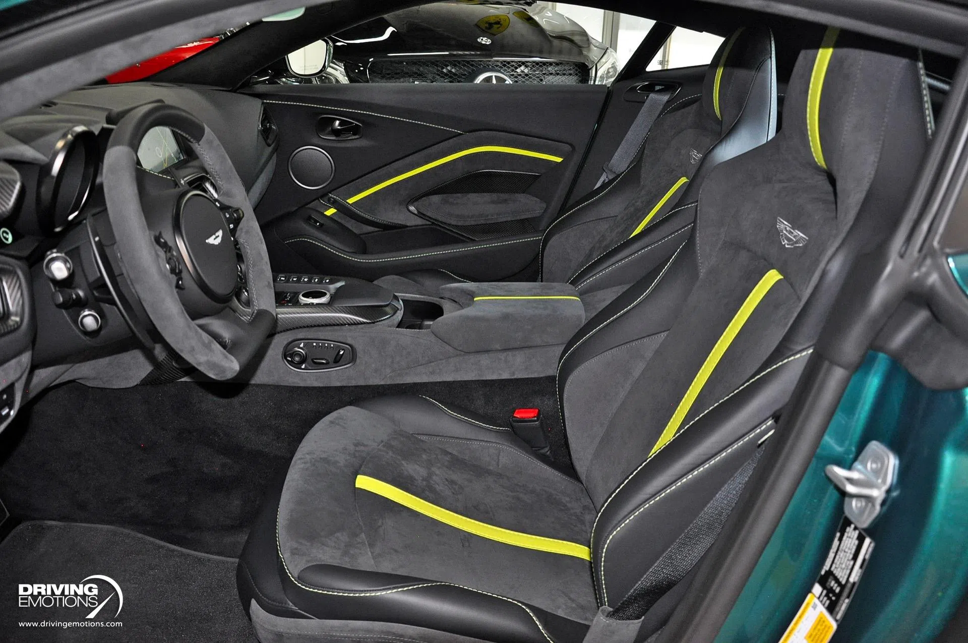2022 Aston Martin Vantage F1 Edition interior, seats, BLACK