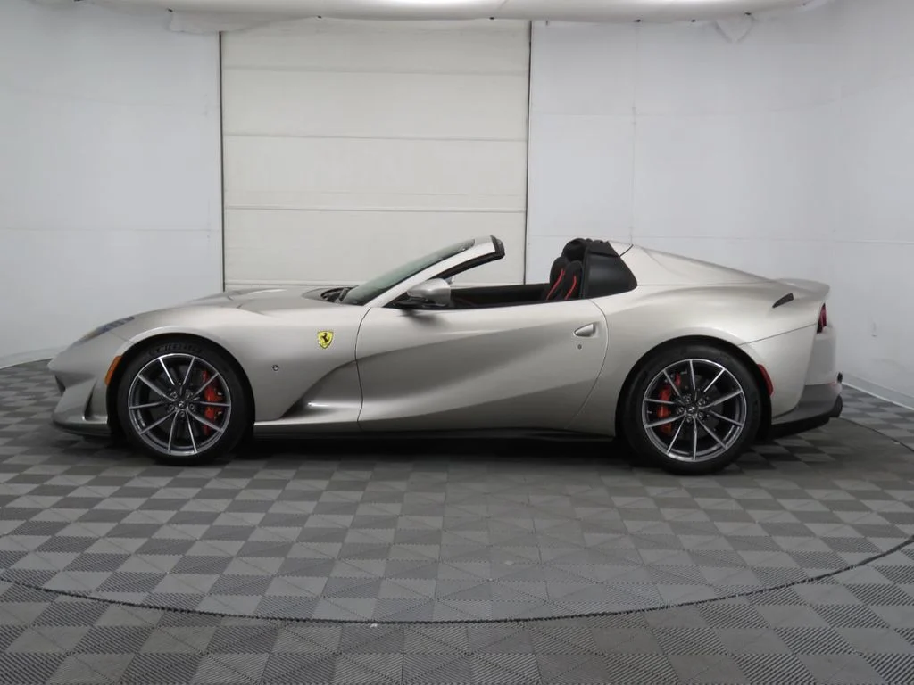 2022 Ferrari 812 GTS, 7/20