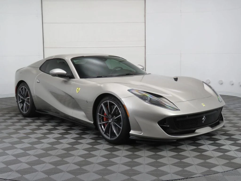 2022 Ferrari 812 GTS, 8/20