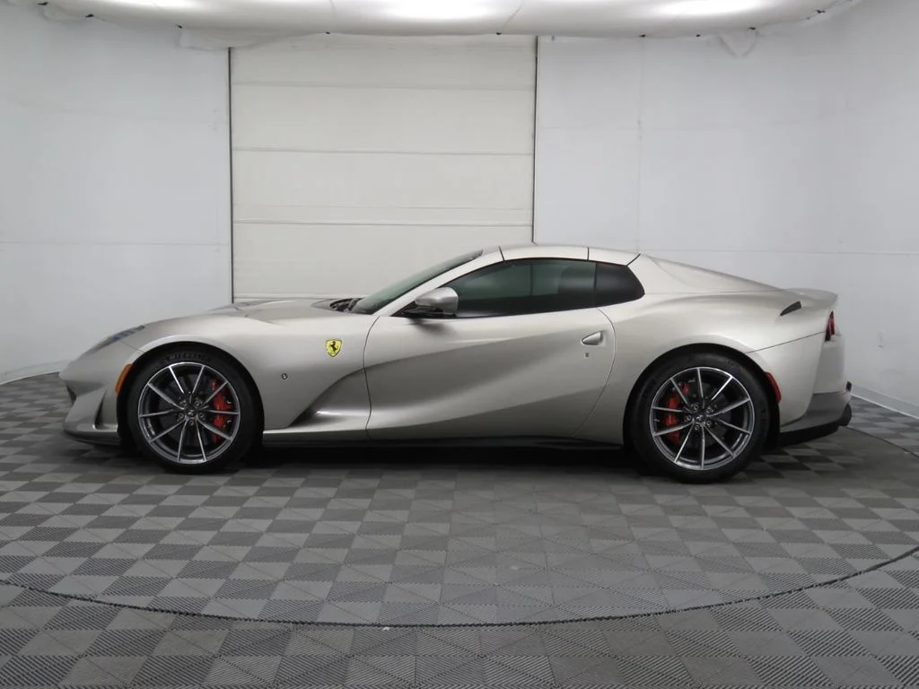 2022 Ferrari 812 GTS, 9/20