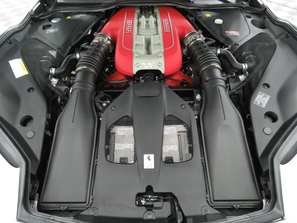 2022 Ferrari 812 GTS, 16/20