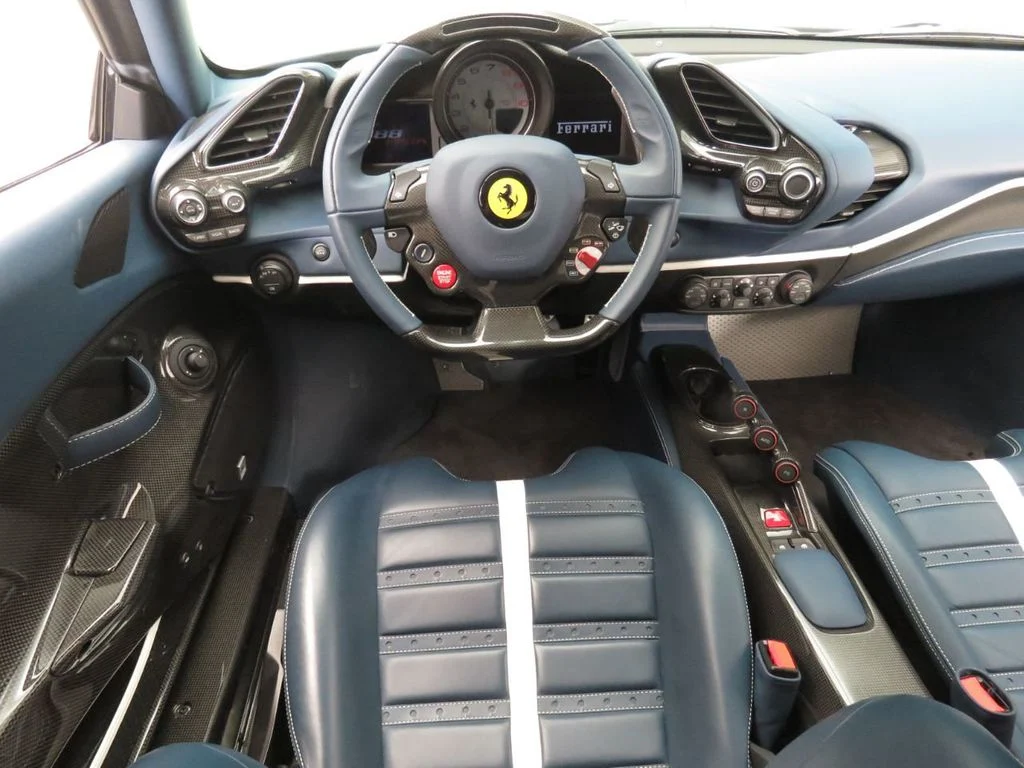 2020 Ferrari 488 Pista, 8/19