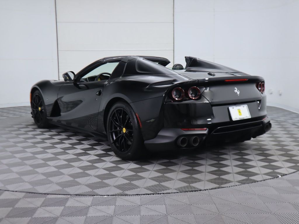 2021 Ferrari 812 GTS, 5/20
