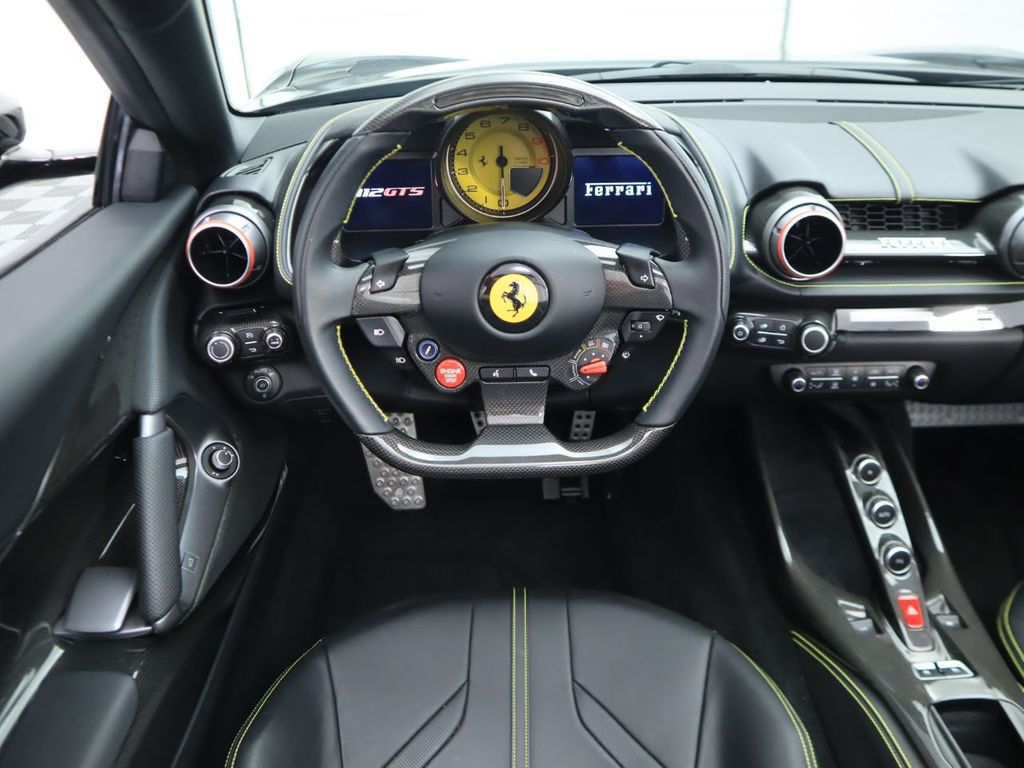 2021 Ferrari 812 GTS, 12/20