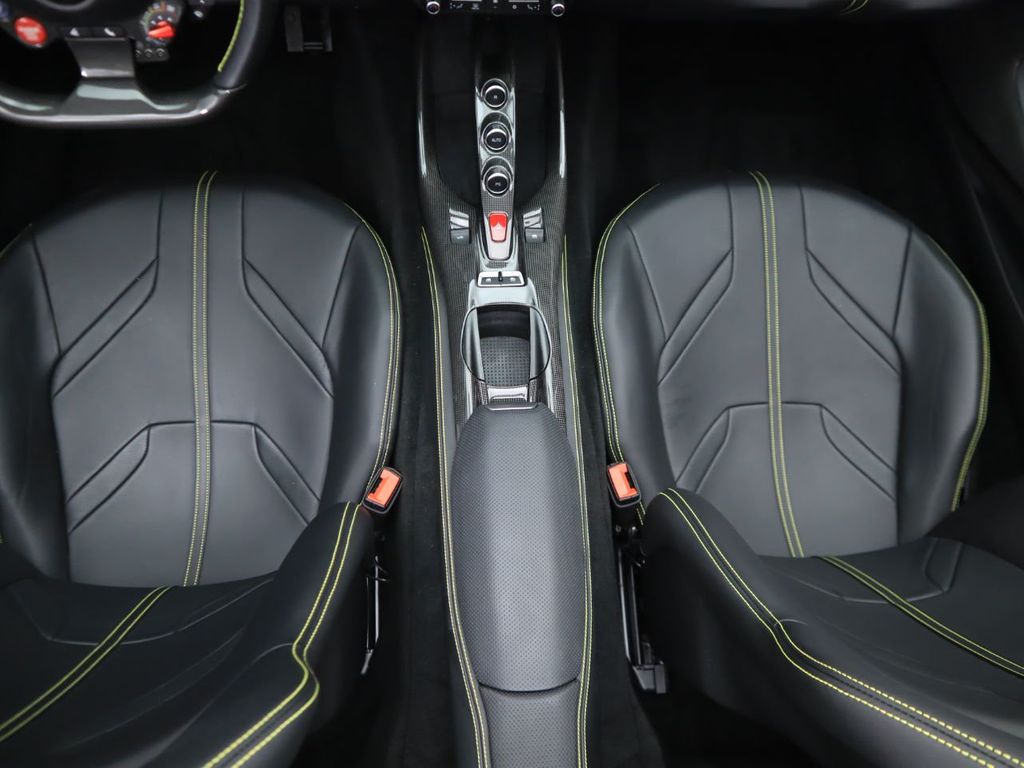 2021 Ferrari 812 GTS, 15/20