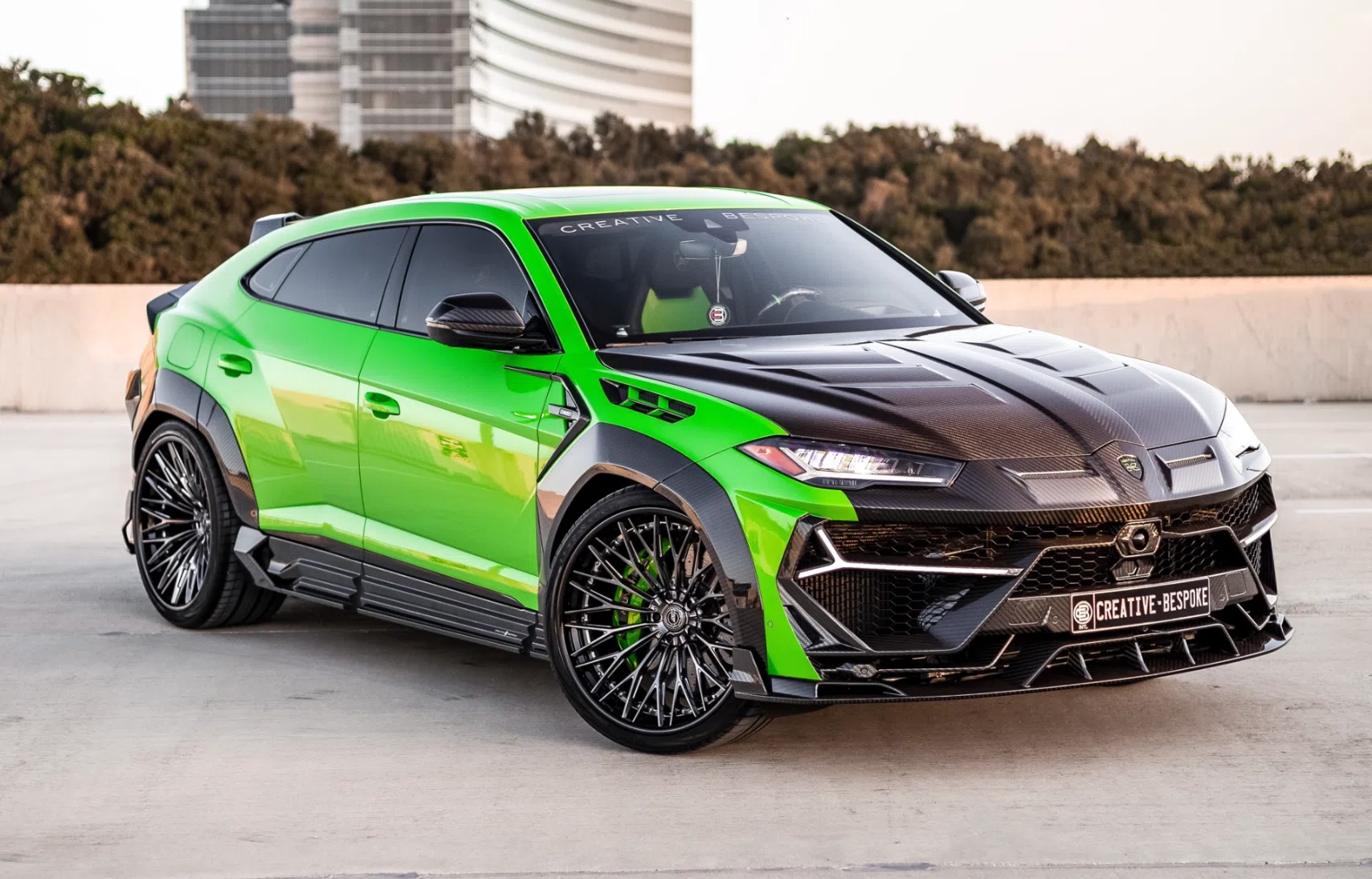 2021 LAMBORGHINI URUS PEARL CAPSULE KEYVANY KEYRUS