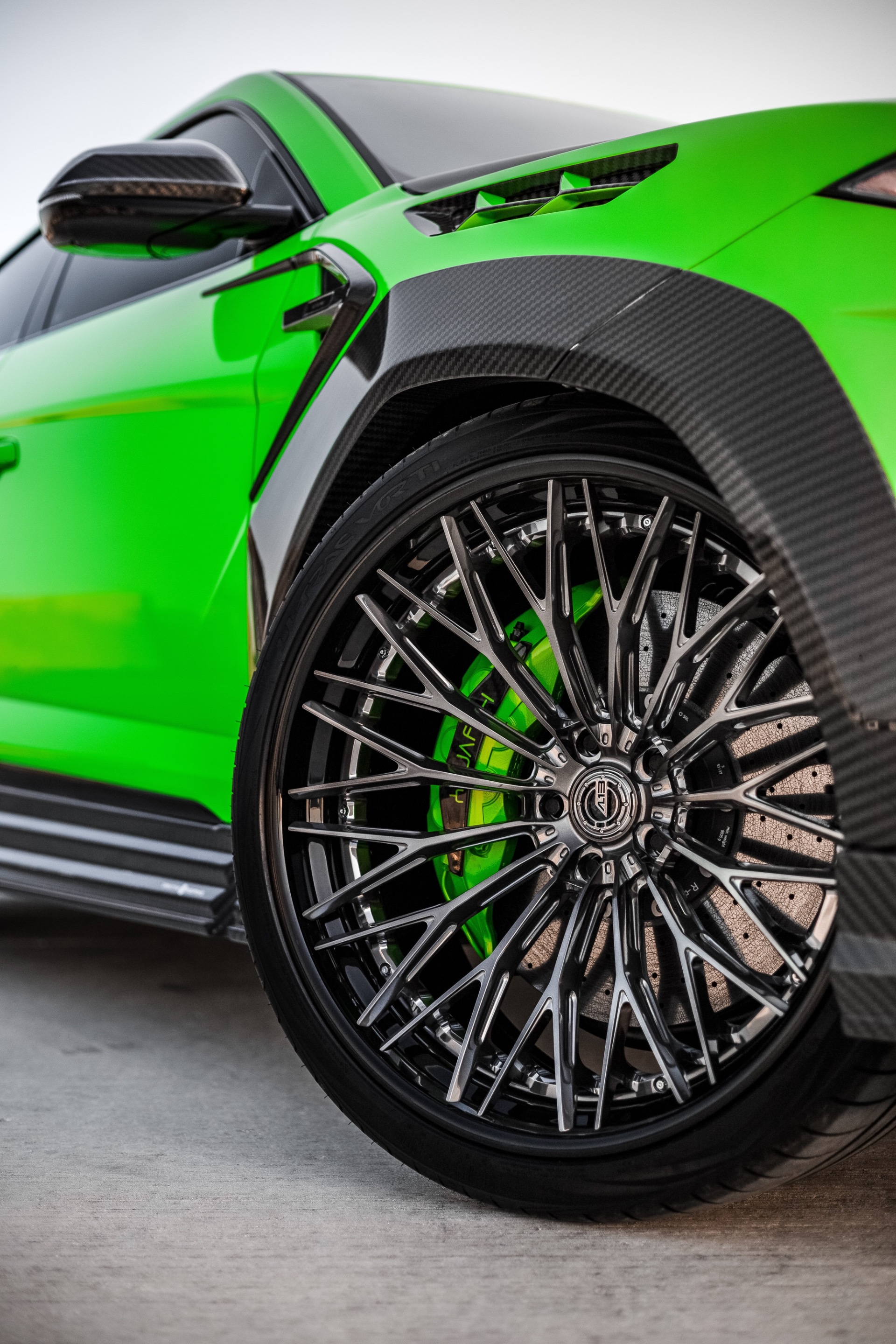 2021 LAMBORGHINI URUS PEARL CAPSULE KEYVANY KEYRUS, 10/20