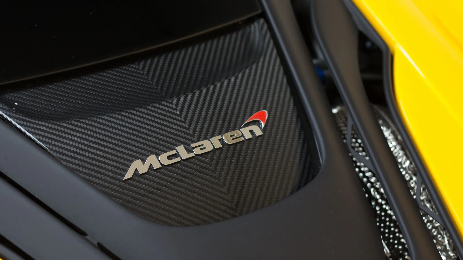 2015 MCLAREN P1 GTR, 11/27
