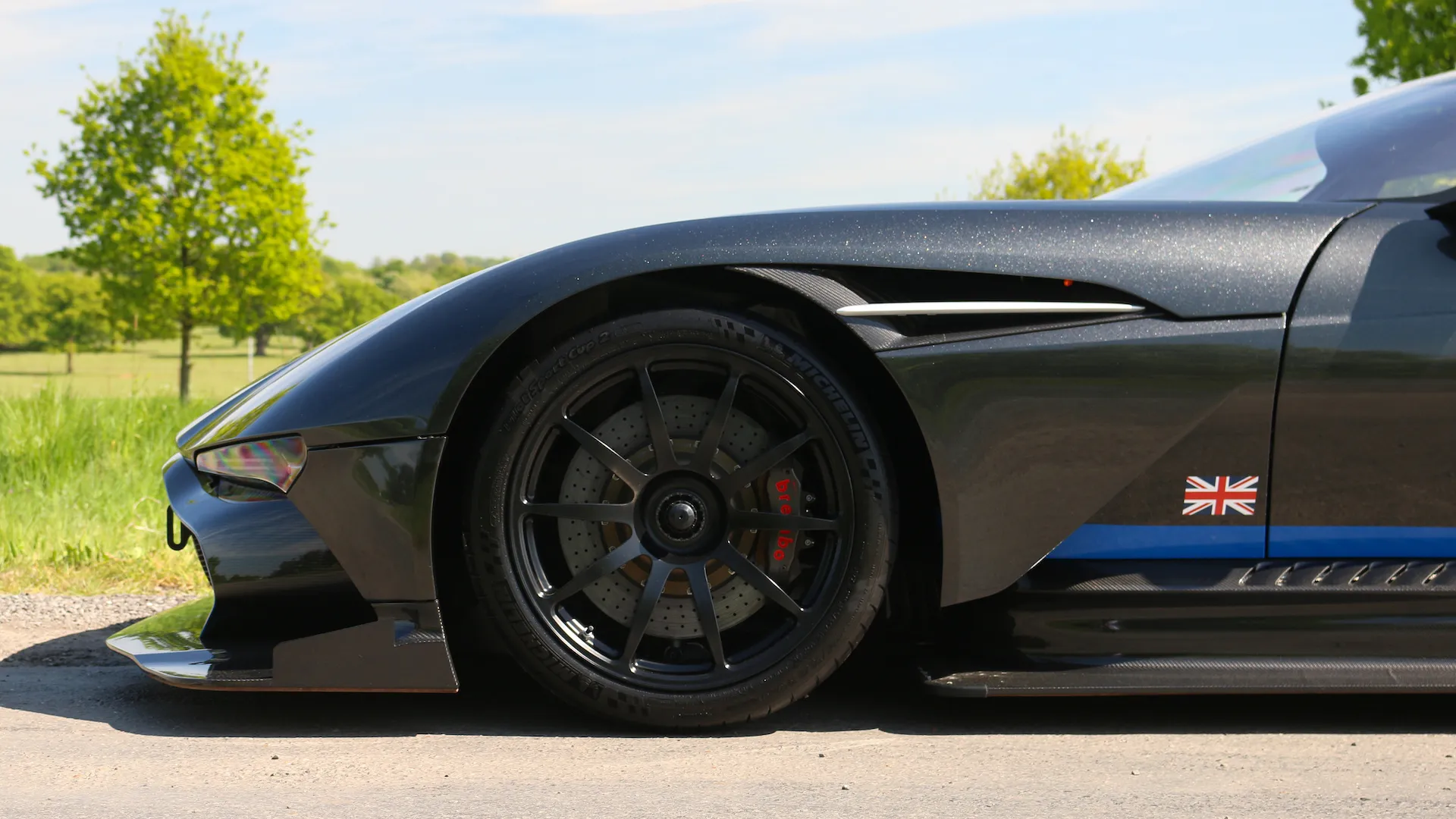 2016 ASTON MARTIN VULCAN, 6/19
