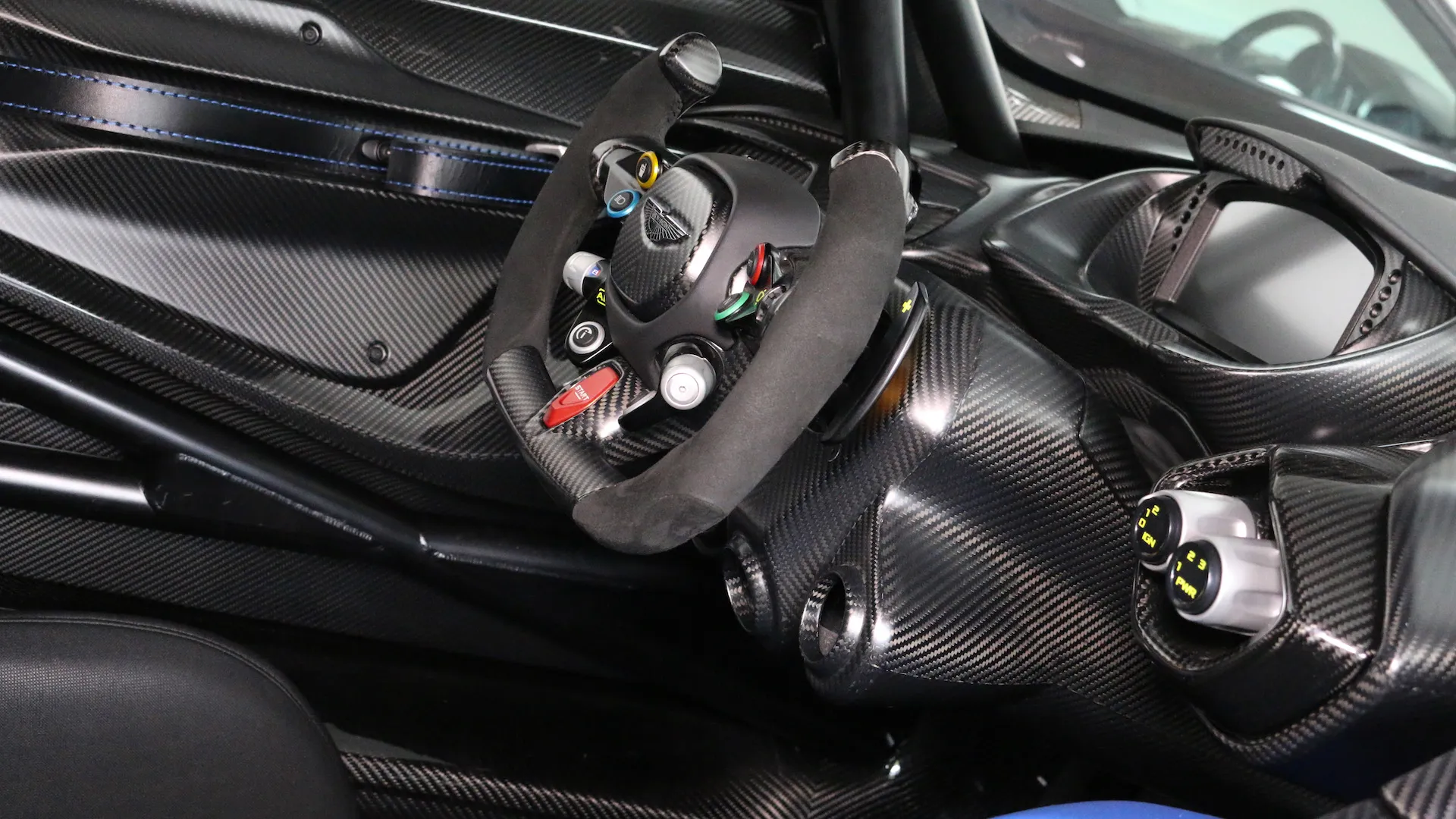 2016 ASTON MARTIN VULCAN, 11/19