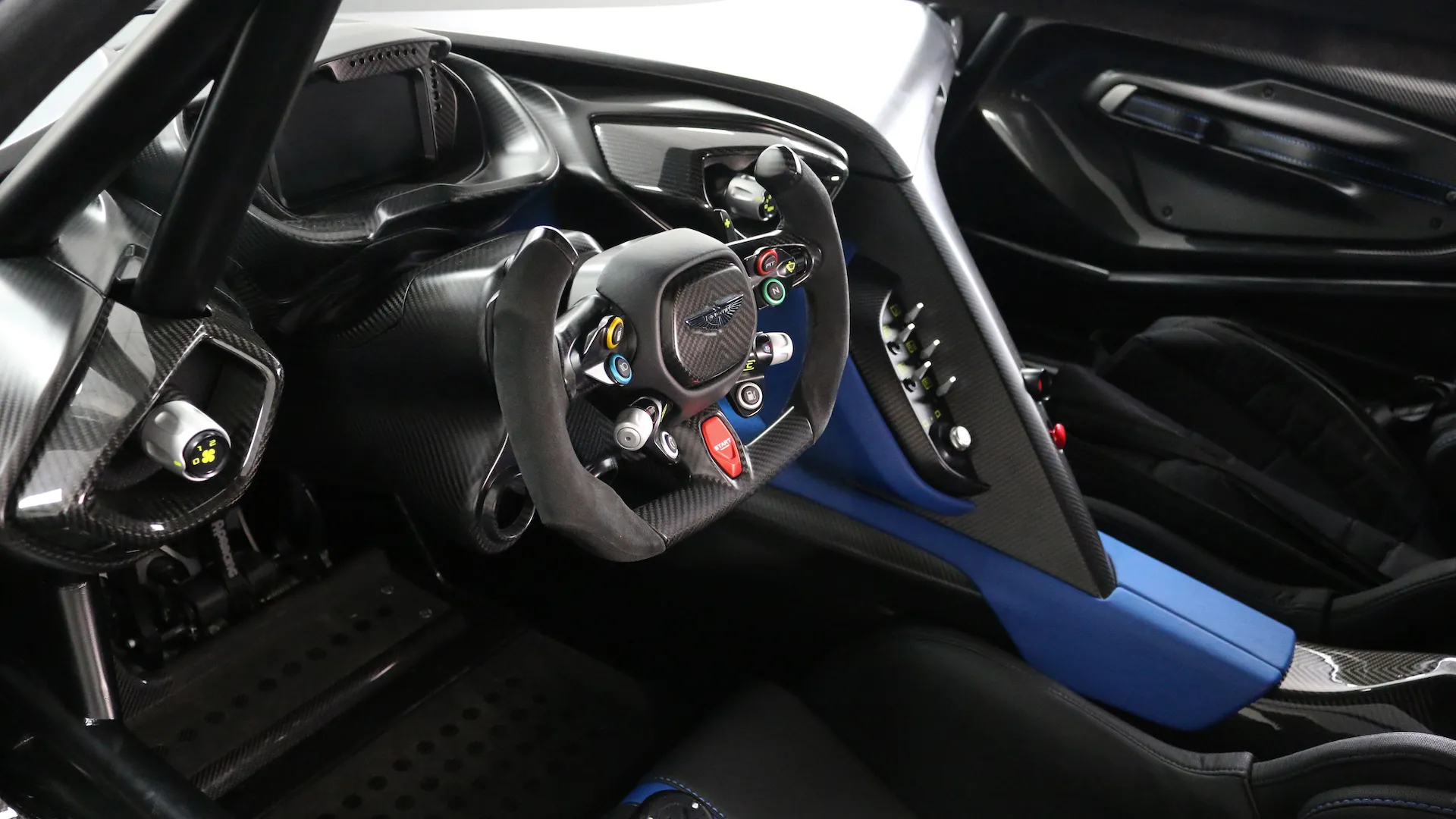 2016 ASTON MARTIN VULCAN, 12/19