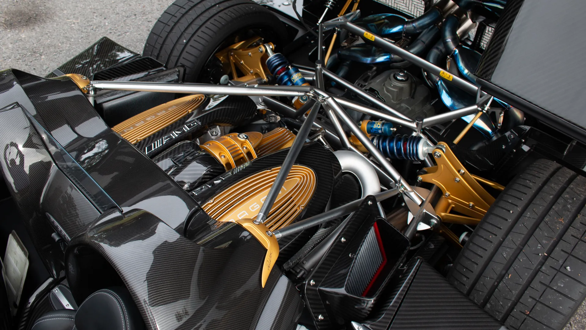 2020 PAGANI HUAYRA ROADSTER, 19/20