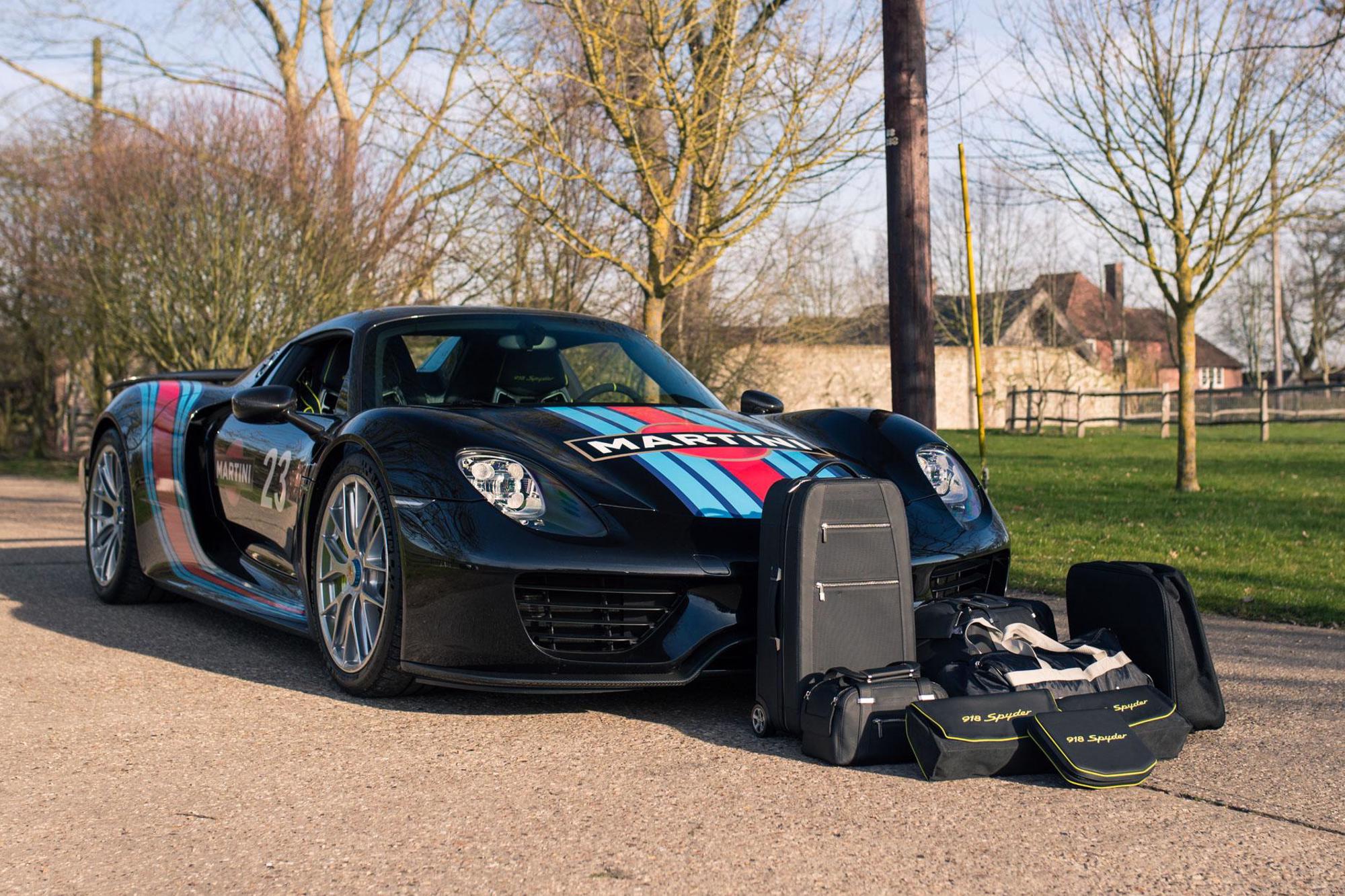 2014 PORSCHE 918 SPYDER WEISSACH PACKAGE, 19/20