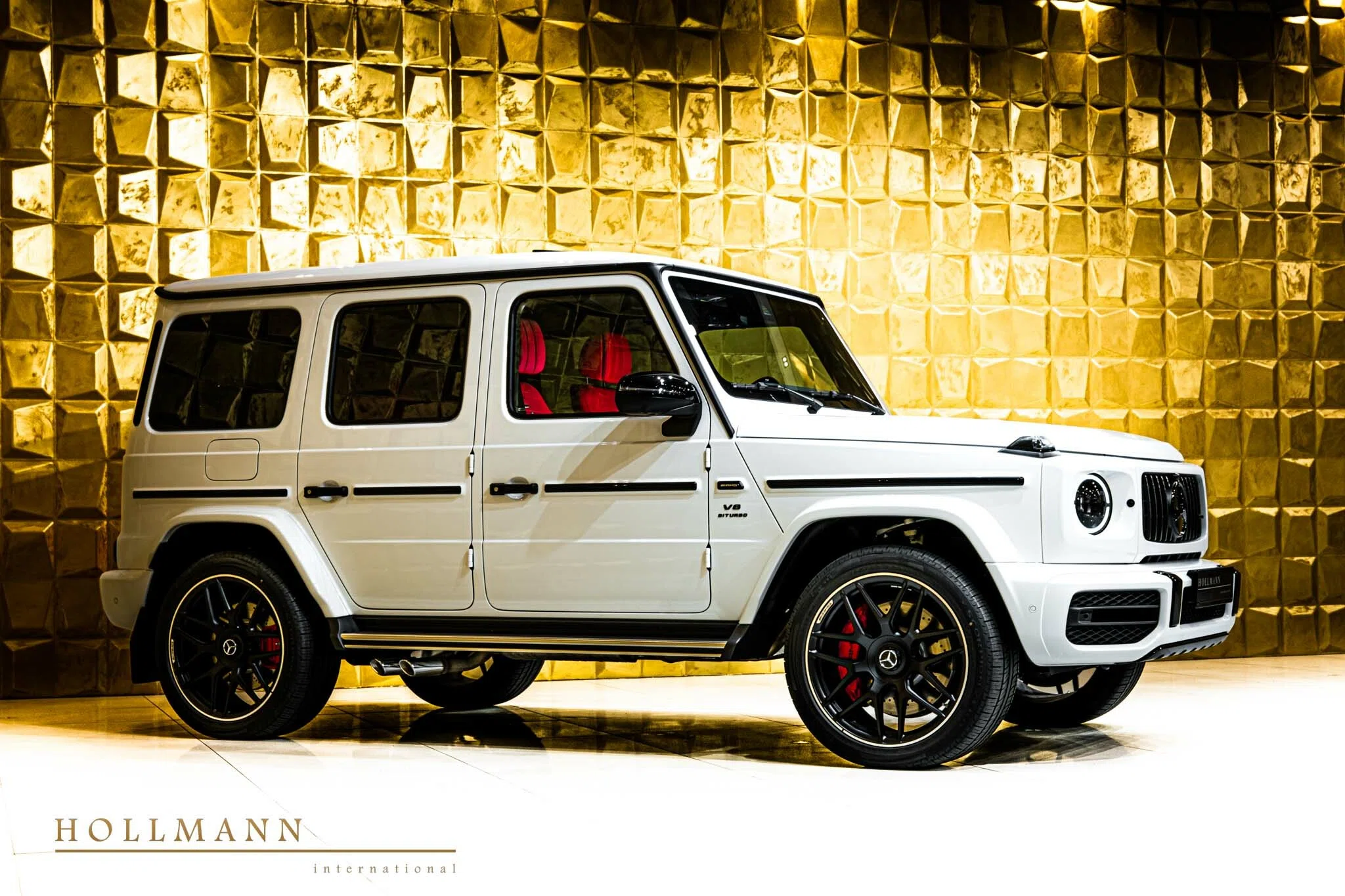 Mercedes-Benz G 63 AMG for sale, exterior, 149 Polar White