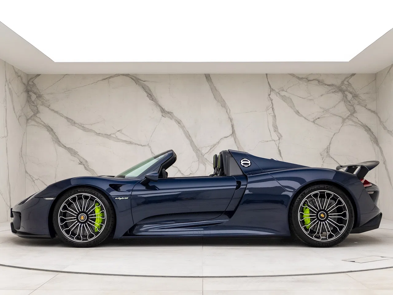 2015 Porsche 918 Spyder for sale, exterior, Dark Blue Metallic