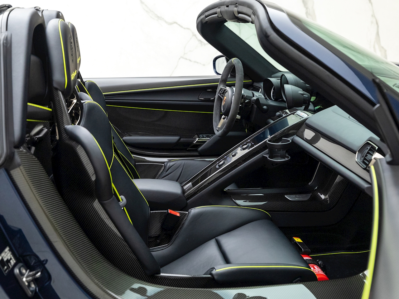 2015 Porsche 918 Spyder, 13/20