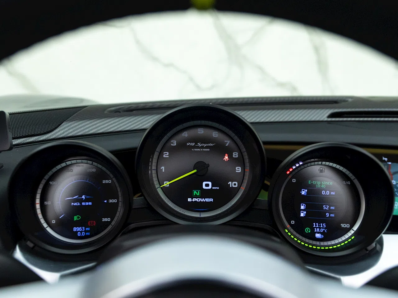 2015 Porsche 918 Spyder interior, Onyx Black Leather