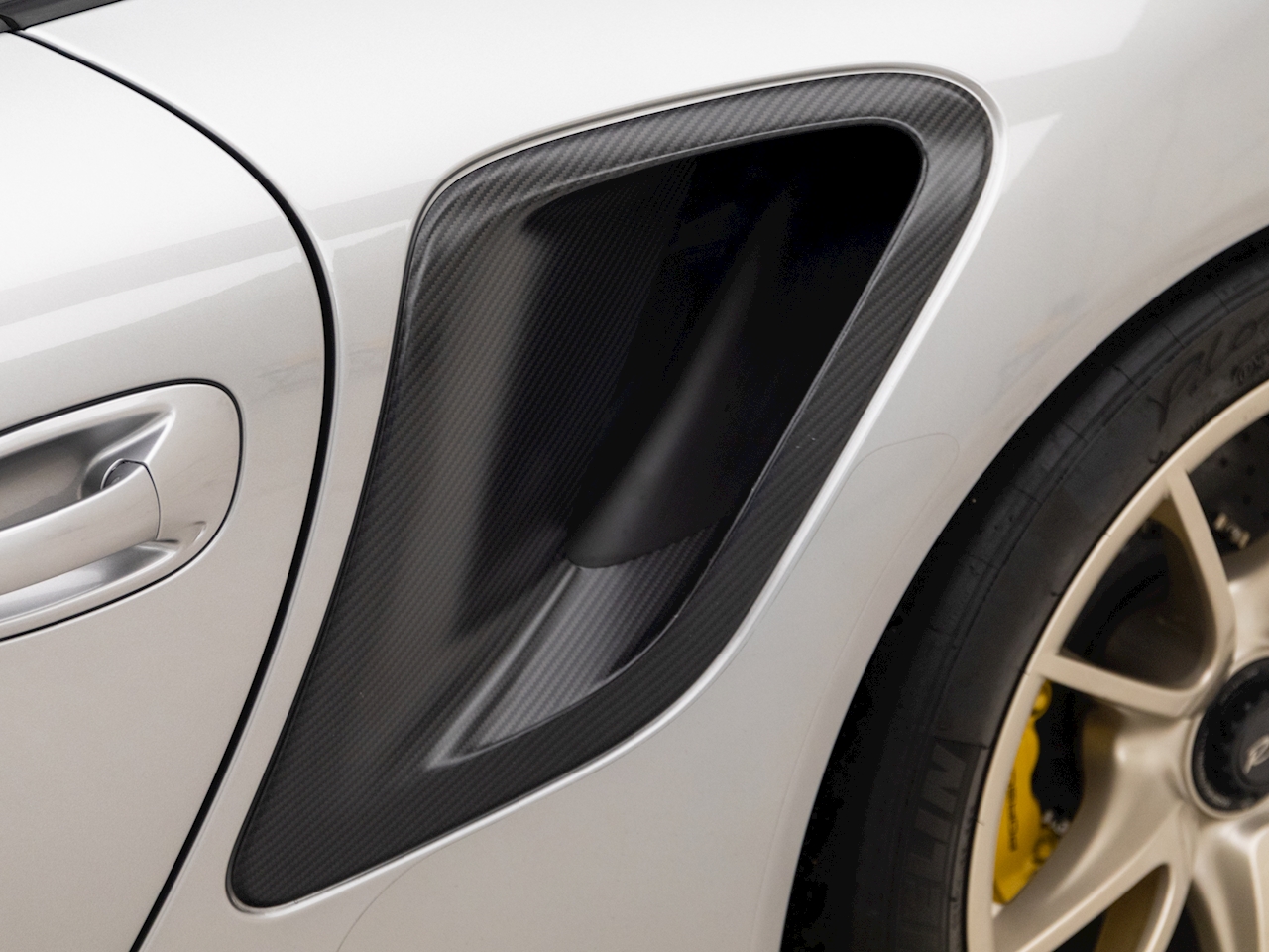 2011 Porsche 911 (997) GT2 RS, 25/27