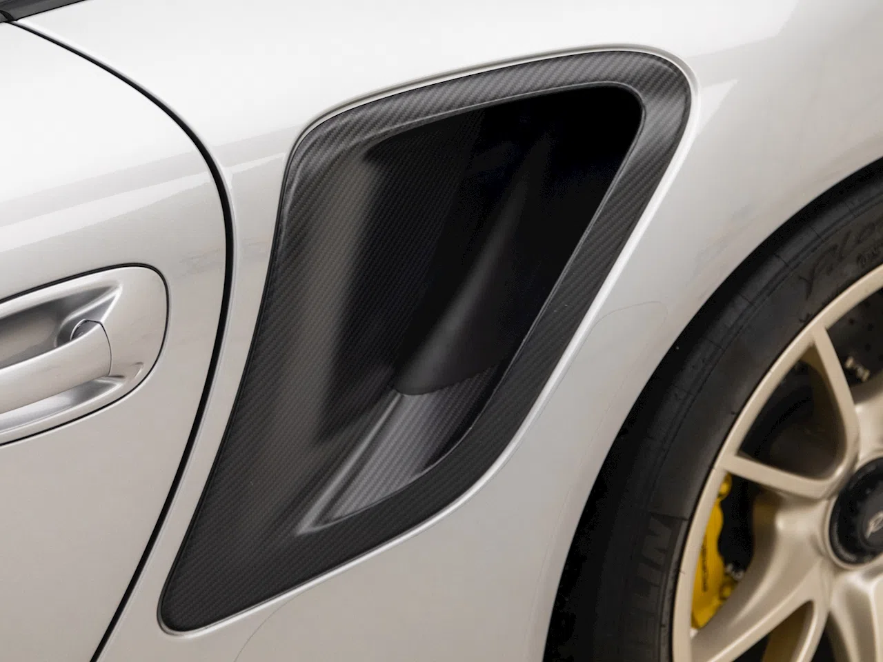 2011 Porsche 911 (997) GT2 RS, detail