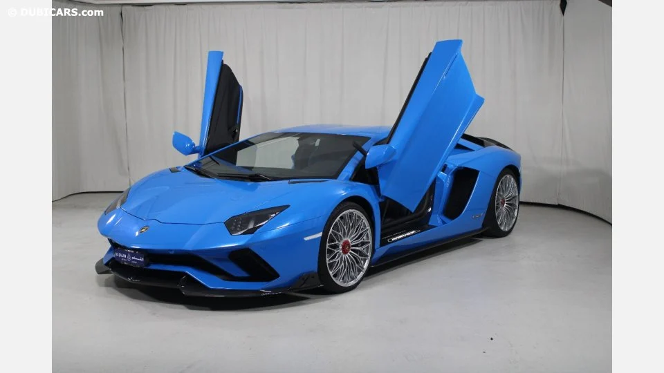 2017 Lamborghini Aventador