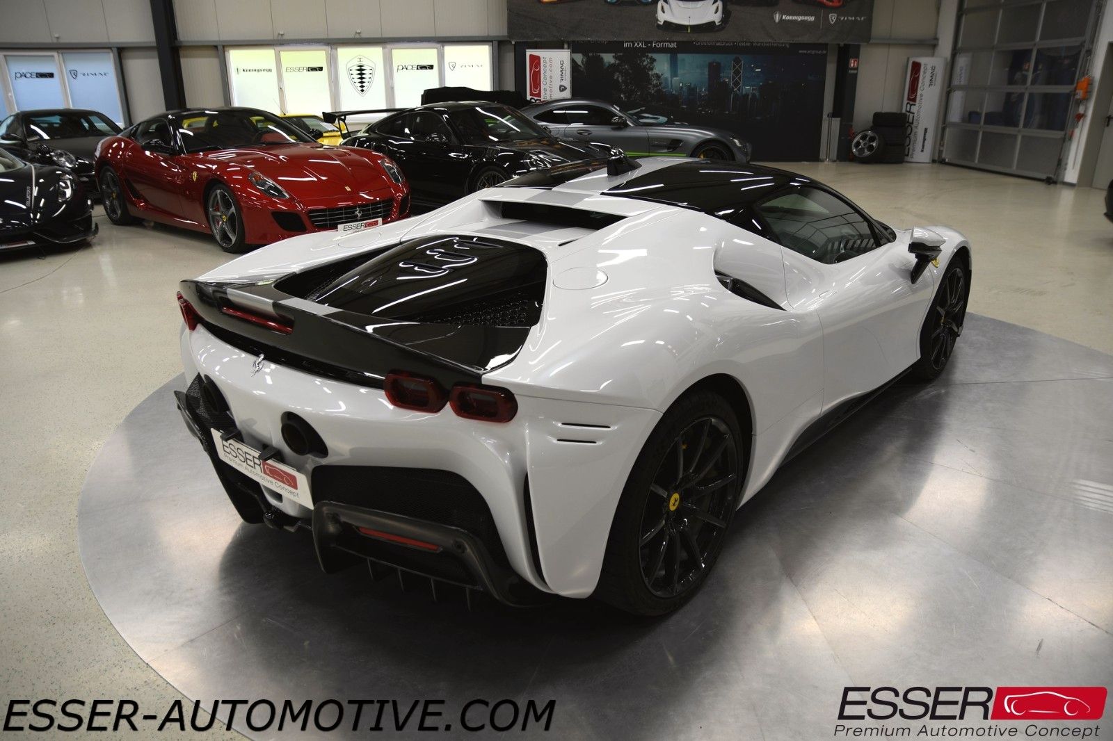 2021 FERRARI SF90 STRADALE ASSETTO FIORANO, 18/20