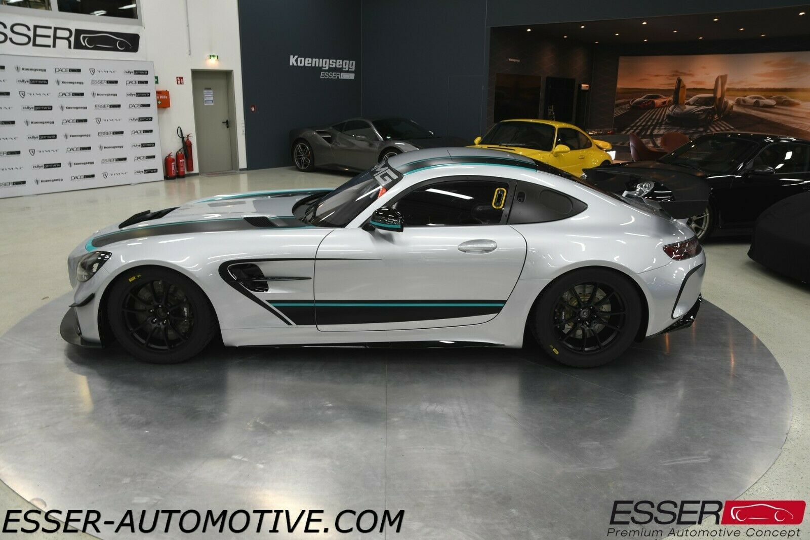 MERCEDES-BENZ AMG GT 4 RACE CARS, 6/20