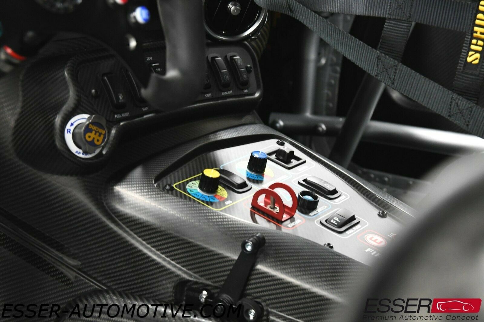 MERCEDES-BENZ AMG GT 4 RACE CARS, 11/20
