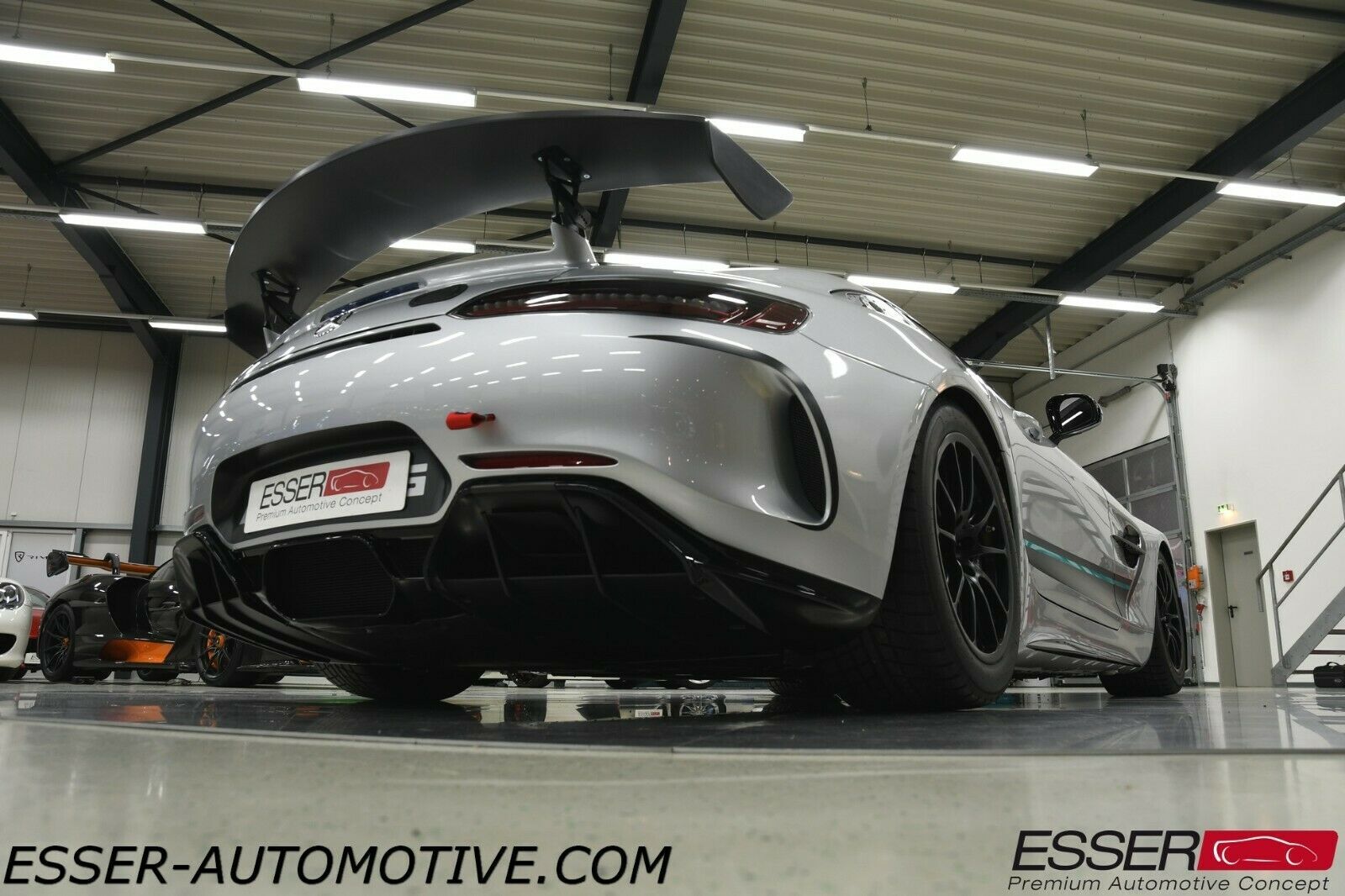 MERCEDES-BENZ AMG GT 4 RACE CARS, 19/20