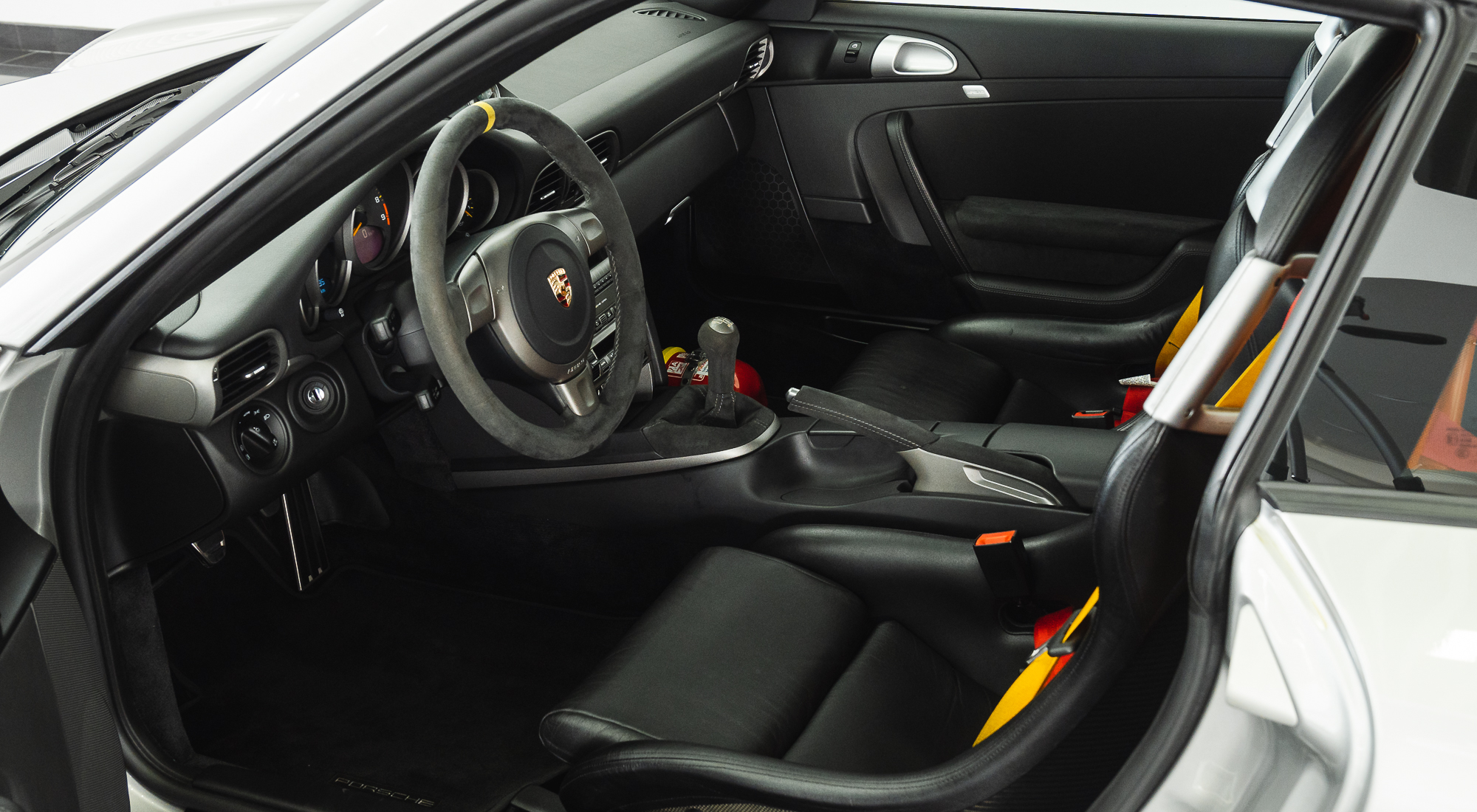 2008 PORSCHE 997.1 GT3 RS, 8/15