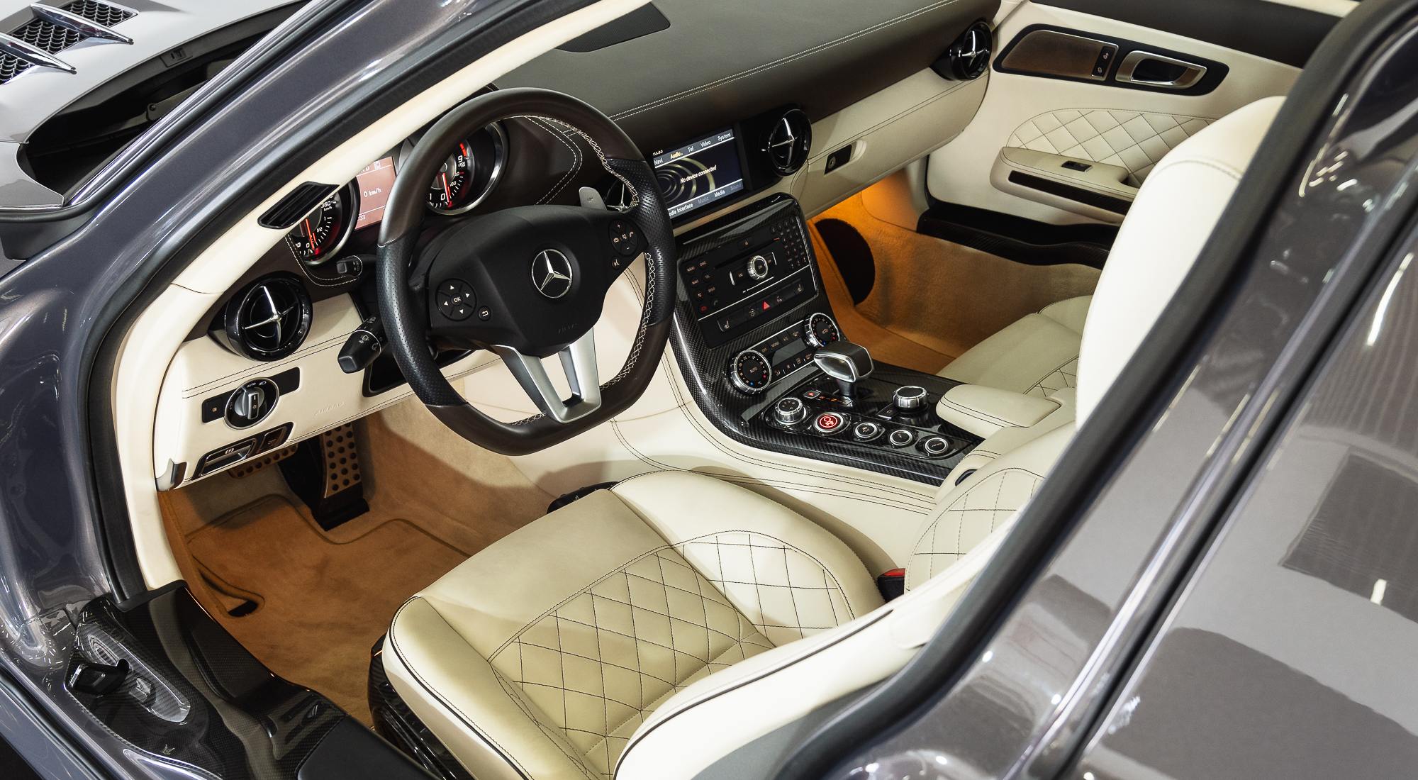 2013 MERCEDES SLS AMG GT DESIGNO, 8/20
