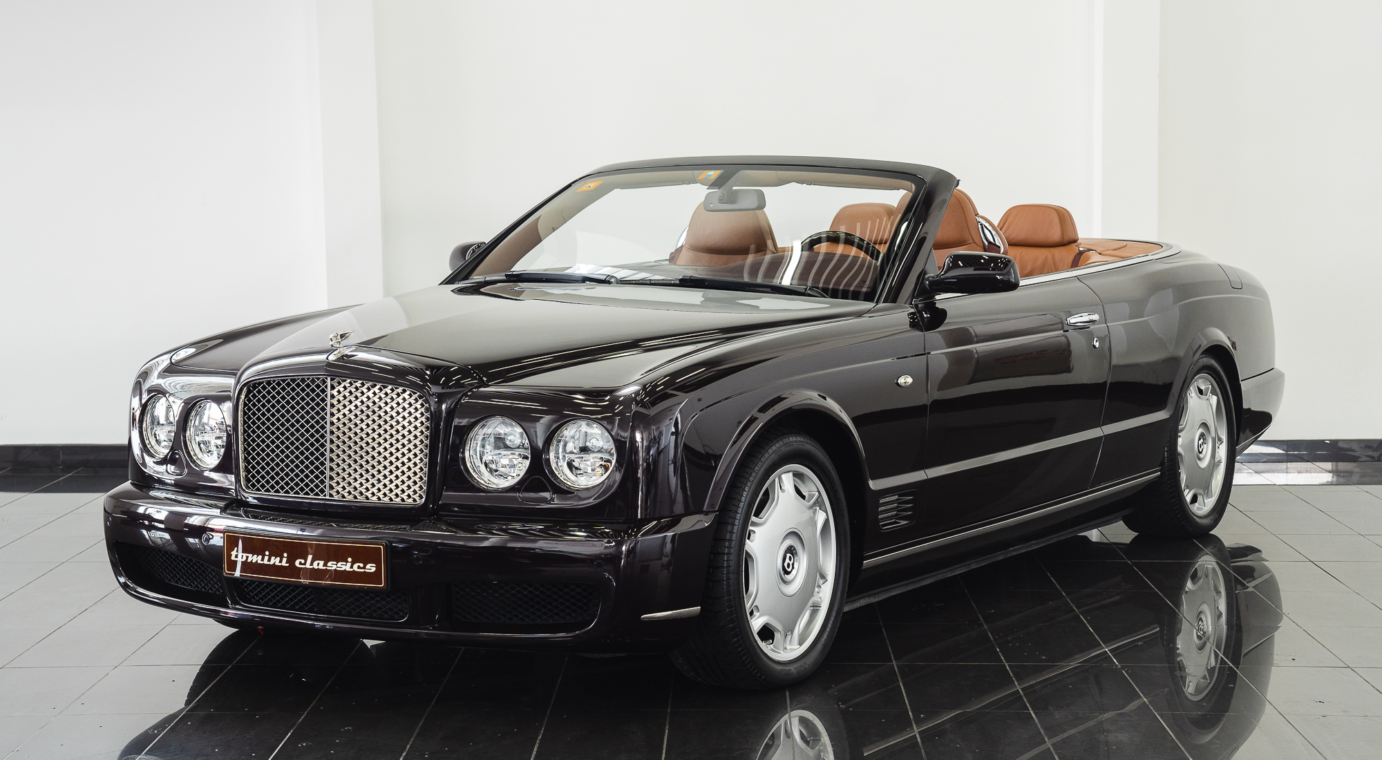 2009 BENTLEY AZURE, 3/17